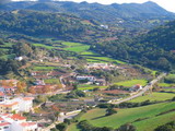 ferreria, la poblacion interior de menorca enclavada en el valle formado por cerros, cuenta con inmejorables vistas del pueblo menorquin, incluso desde el mismo coche